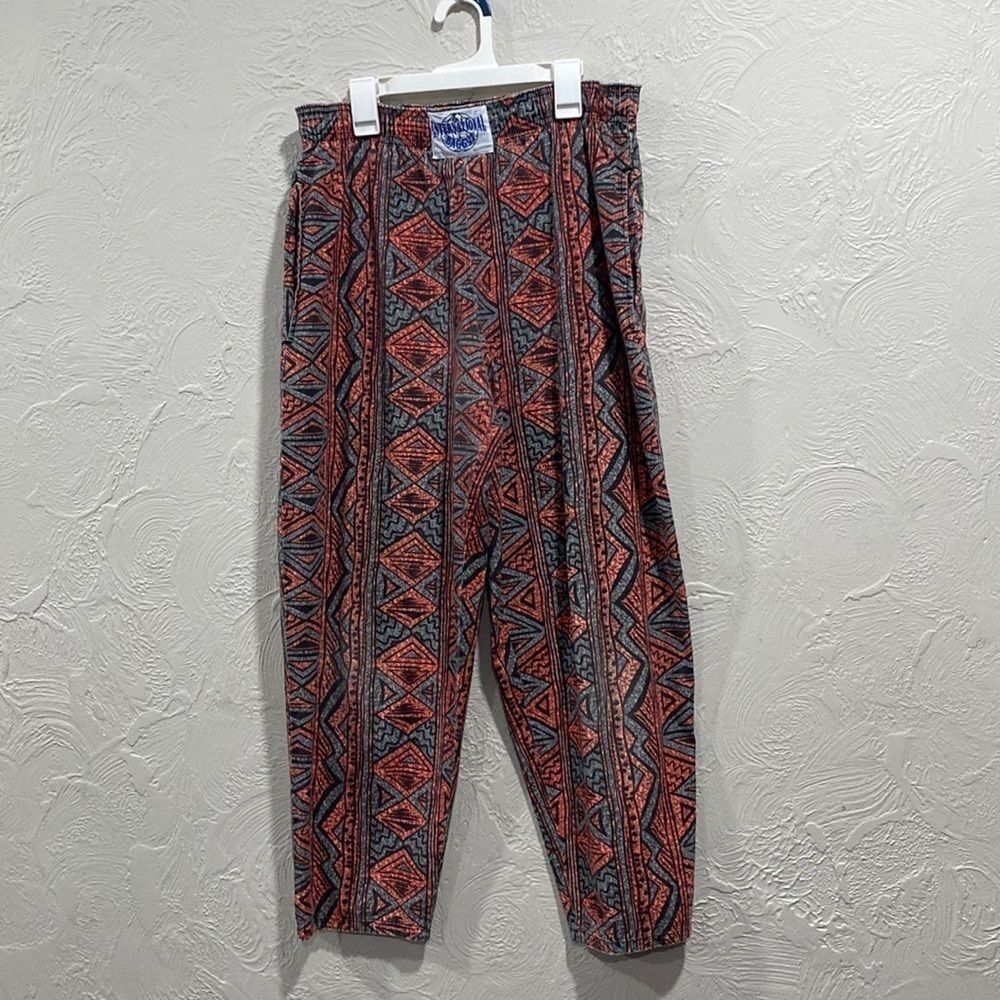 International baggyz vintage abstract straight leg pants size small